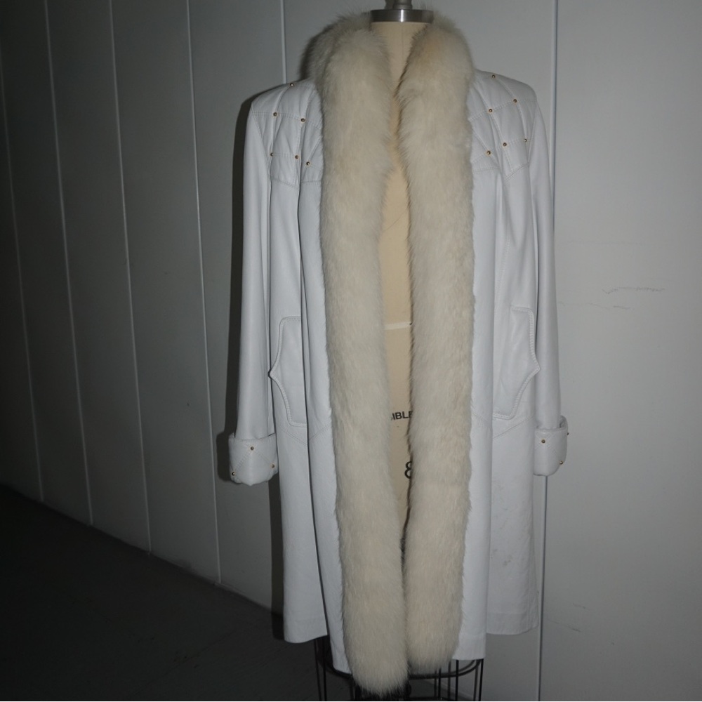 GIVENCHY Fox Fur Trimmed White Leather Coat